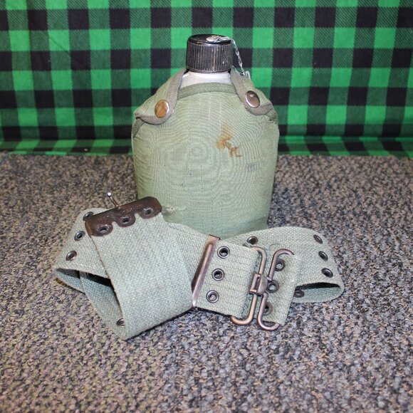 Vintage WWII U.S. Military Canteen with Canvas Cover & Web Belt - Picture 1 of 5